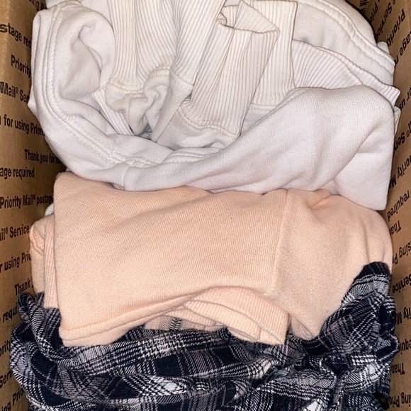 Brandy Melville Jackets & Blazers - Small Clothing Bundle!!